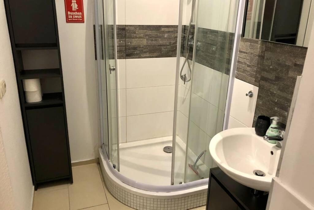 Apartment Zum Schwarzen Tiger Inkl. Parkplatz Erfurt Ngoại thất bức ảnh